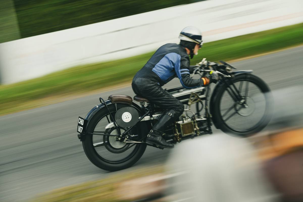 Rider Racing Styles: Decoding the Secrets Behind MotoGP Legends