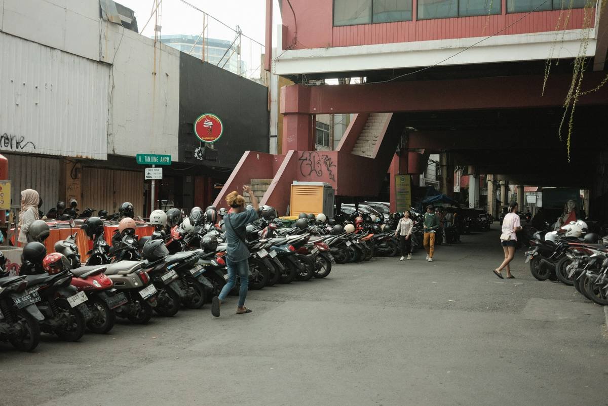 Track Parking Facilities: The Secret Weapon for Stress-Free MotoGP Race Days