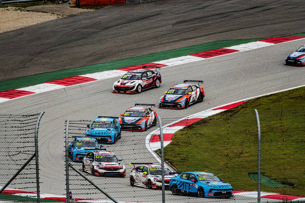 Breaking Down MotoGP Rider Records: What Makes Legends Stand Out?